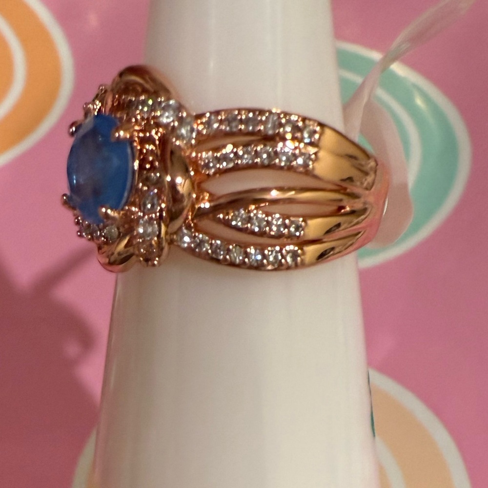 Elegant Blue and Gold Women's Ring - Picture 2 of 4